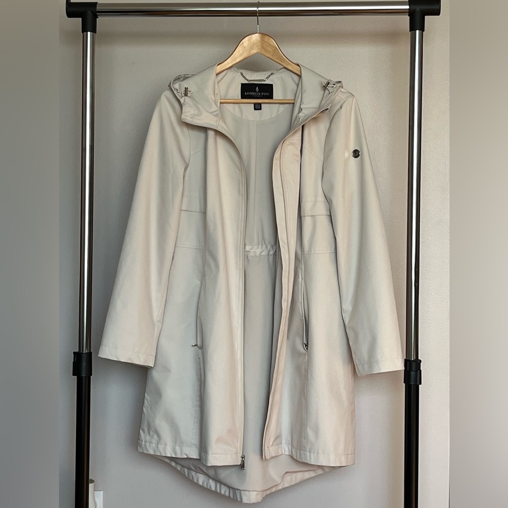 Women’s London Fog Spring Jacket / Water-resistant Rain Jacket